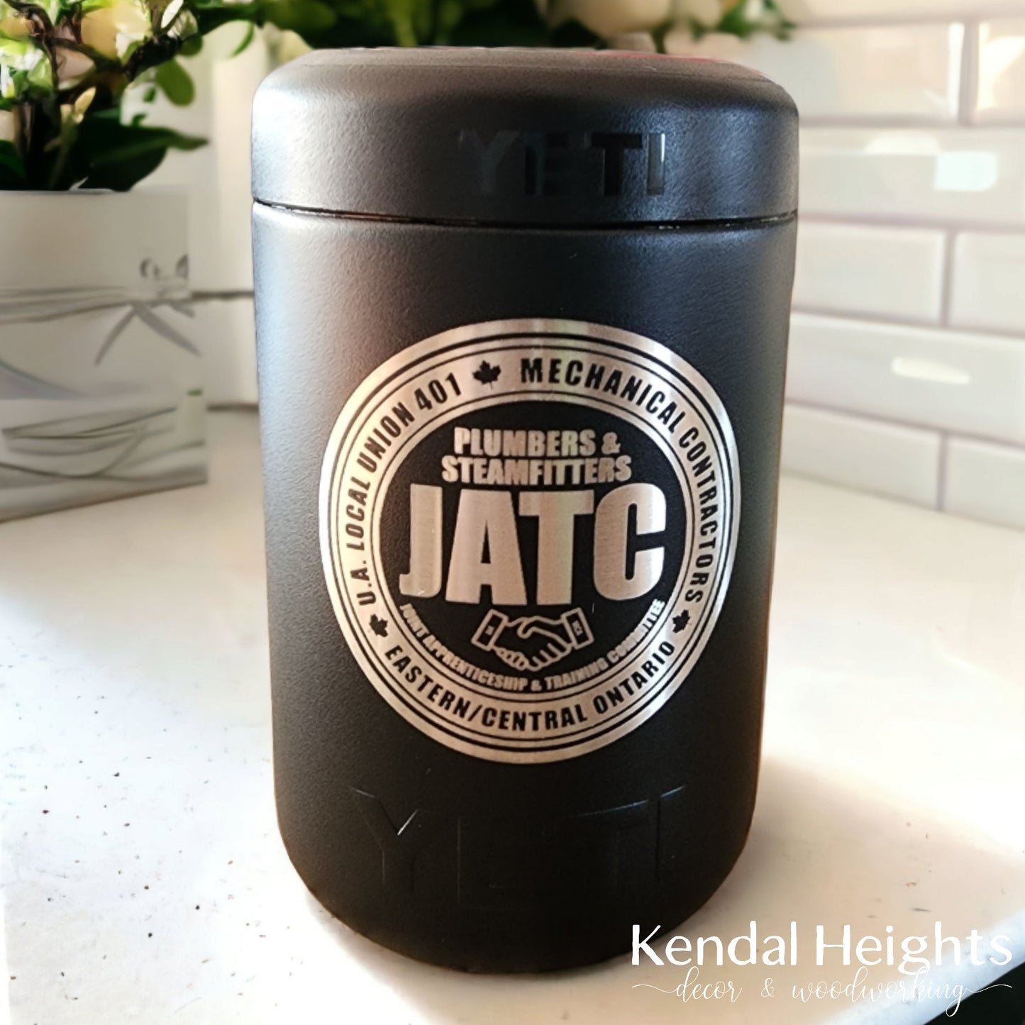 YETI RAMBLER COLSTER 2.0 355 ML