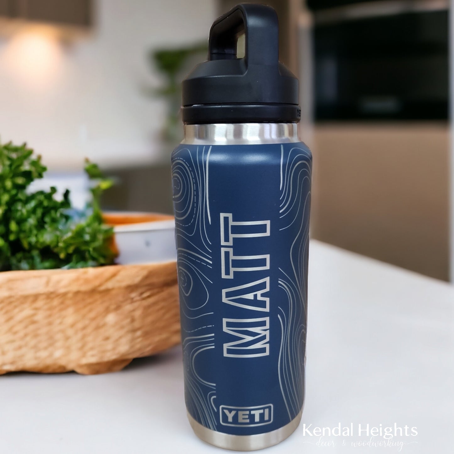 YETI Rambler Bottle 26 OZ W/ CHUG CAP