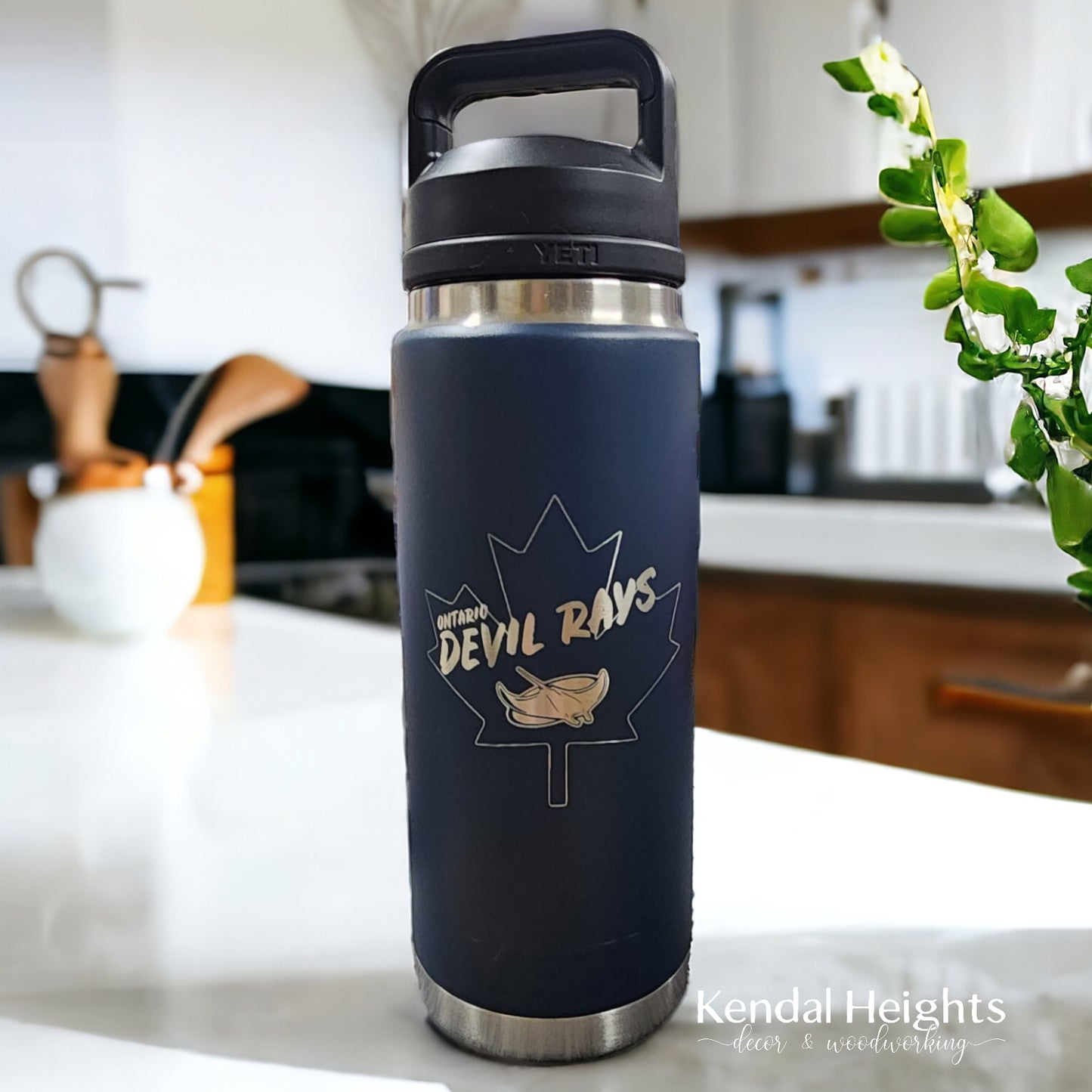 YETI Rambler Bottle 26 OZ W/ CHUG CAP