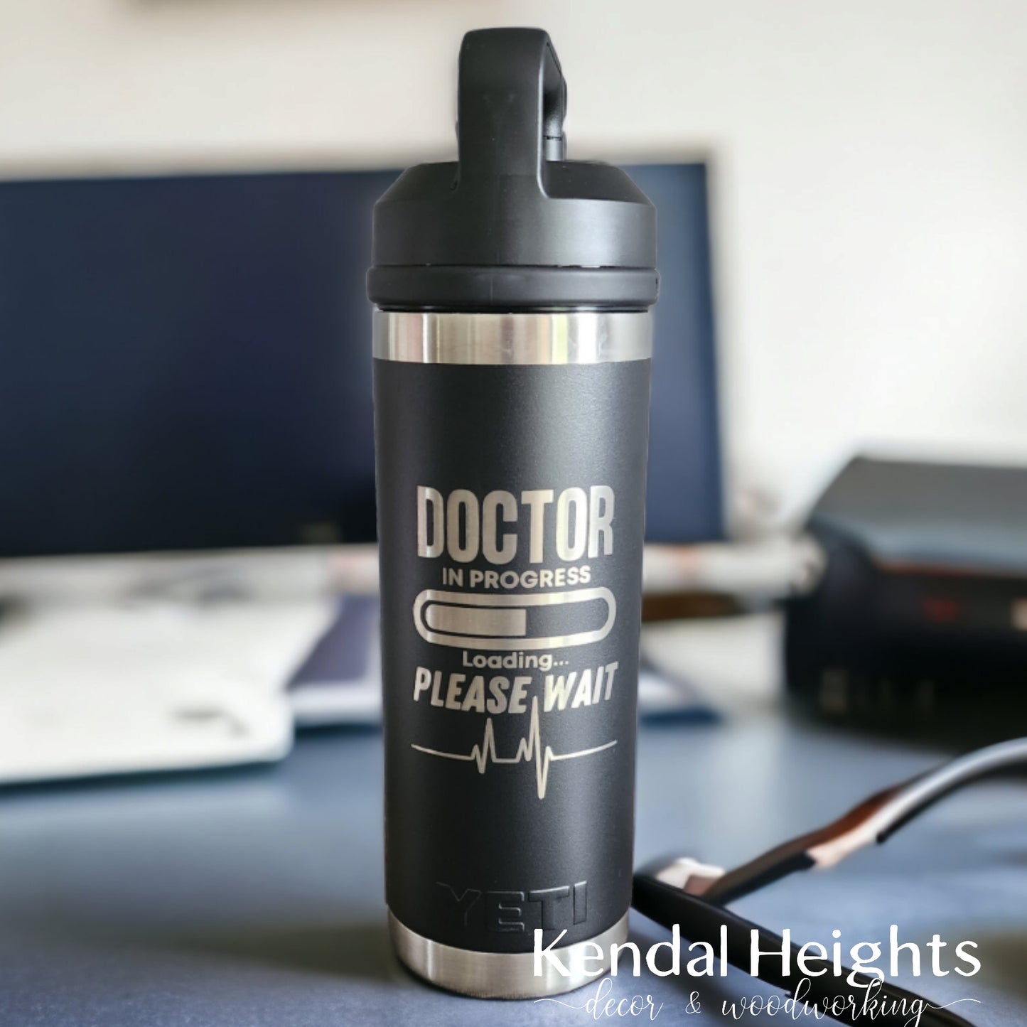 YETI Rambler Bottle 18 OZ W/ CHUG CAP