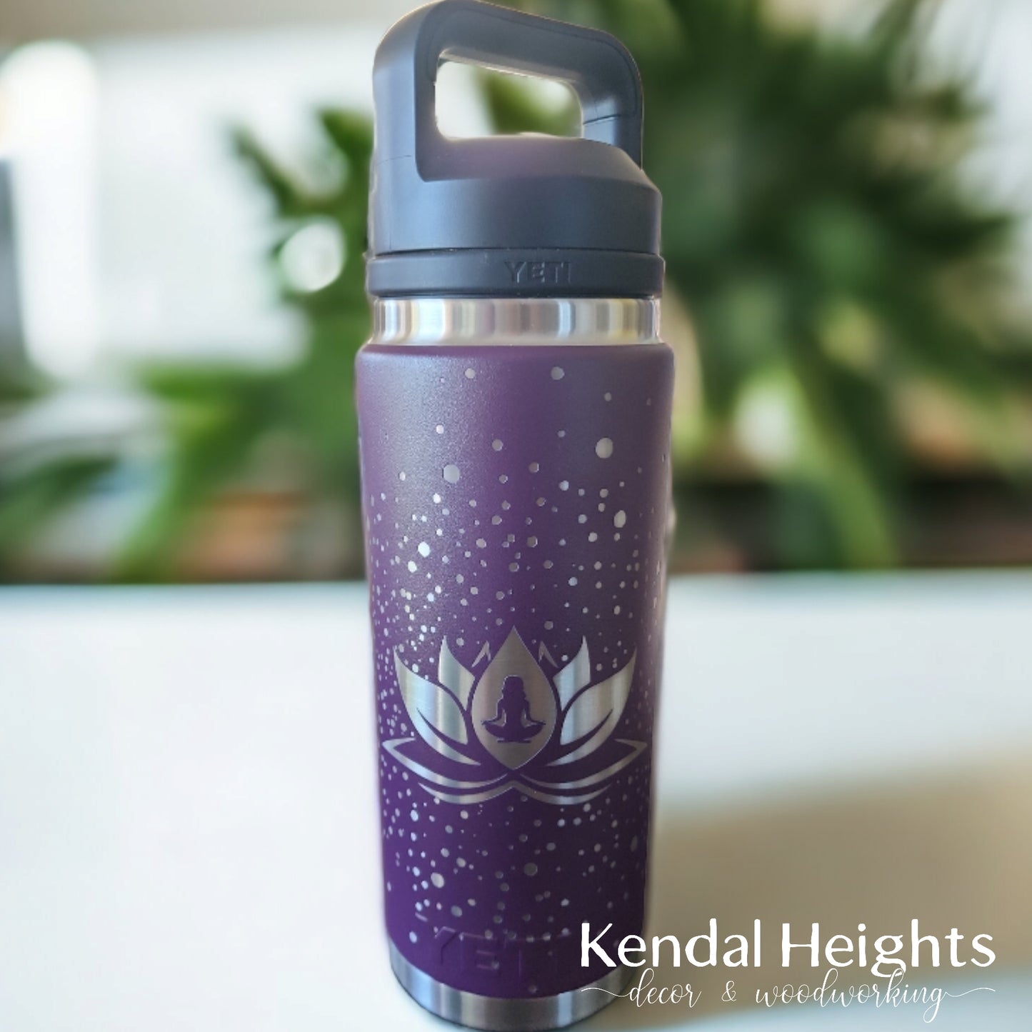 YETI Rambler Bottle 18 OZ W/ CHUG CAP