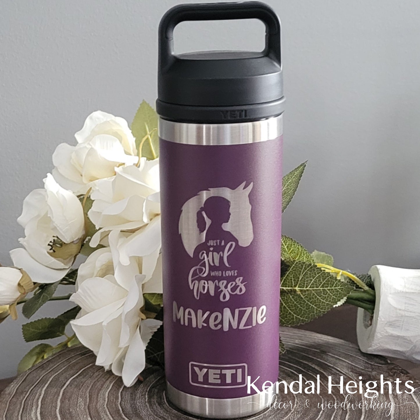 YETI Rambler Bottle 18 OZ W/ CHUG CAP